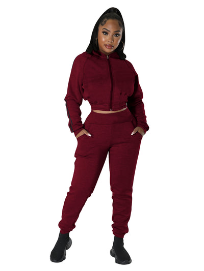 Cómo combinar pantalones jogger con ribetes versátiles para comodidad diaria