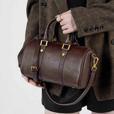 Bolso bandolera de piel de vacuno: diseño retro y elegante