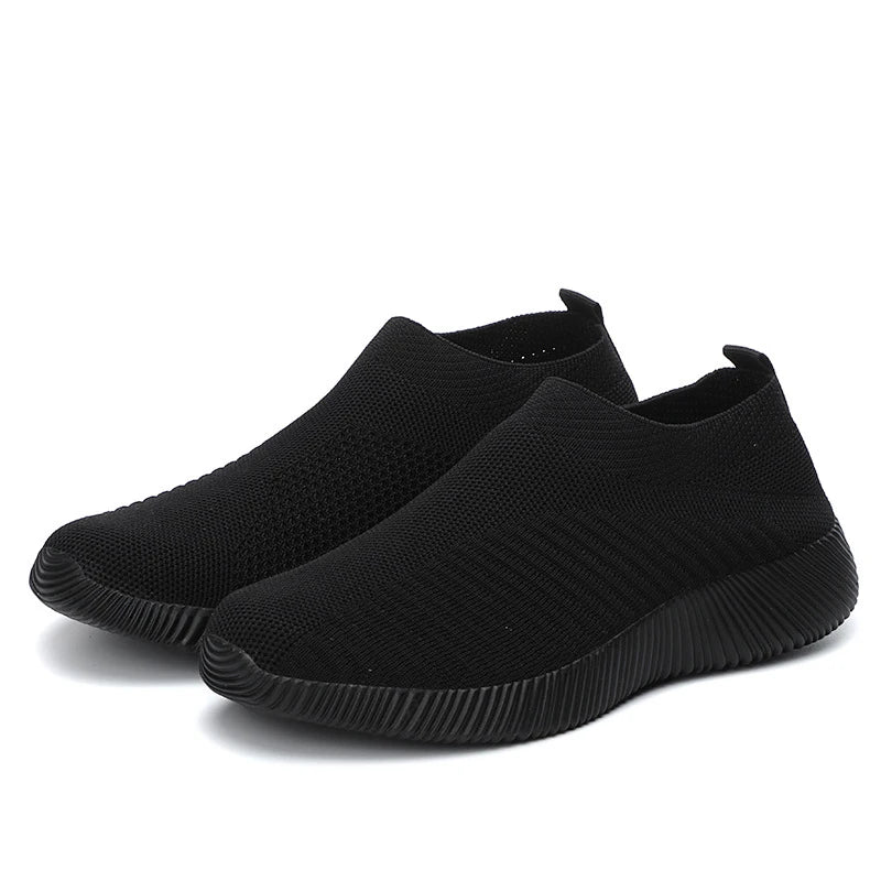 Unisex Anti-Slip Outdoor Loafers in All black – lightweight, cushioned, and durable shoes for everyday use and stability on any terrain