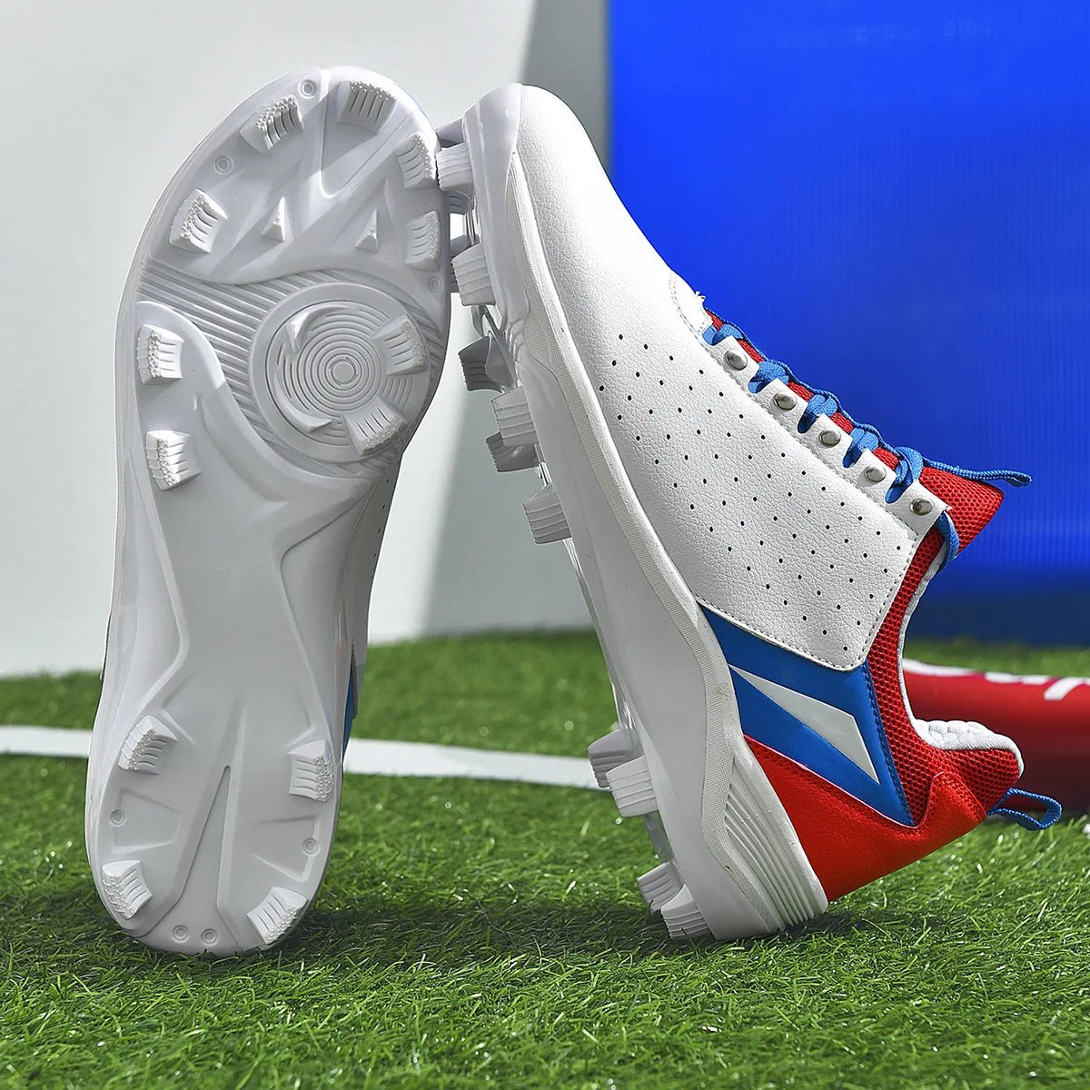 Elite Men's Baseball Sneakers for top performance and comfort on the field.