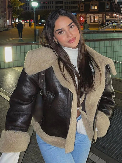 Elegancia invernal de lujo: chaqueta de piel sintética para mujer para una comodidad elegante