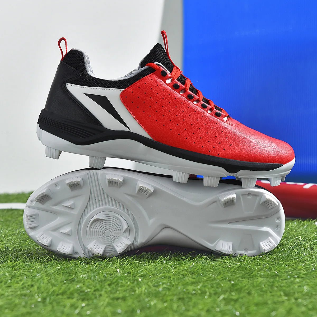 Elite Men's Baseball Sneakers for top performance and comfort on the field.