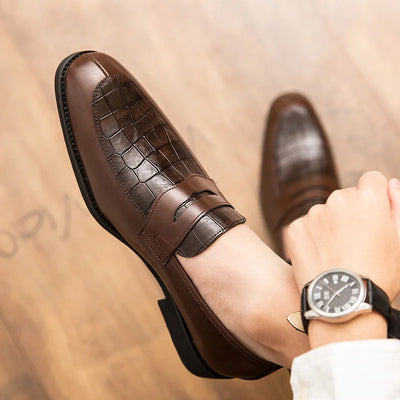 Zapatos de cocodrilo británicos de lujo para hombre nuevos