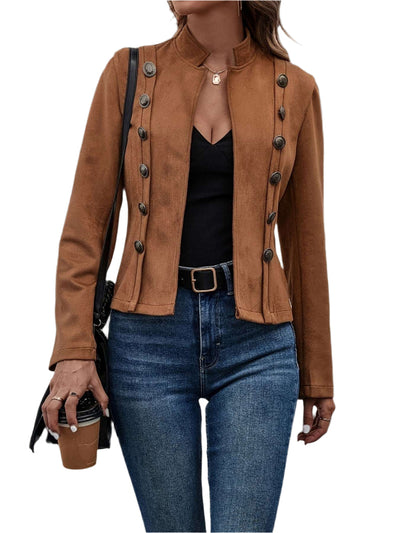 Camina con Confianza: Chaqueta de Cuero para Mujer con Estilo