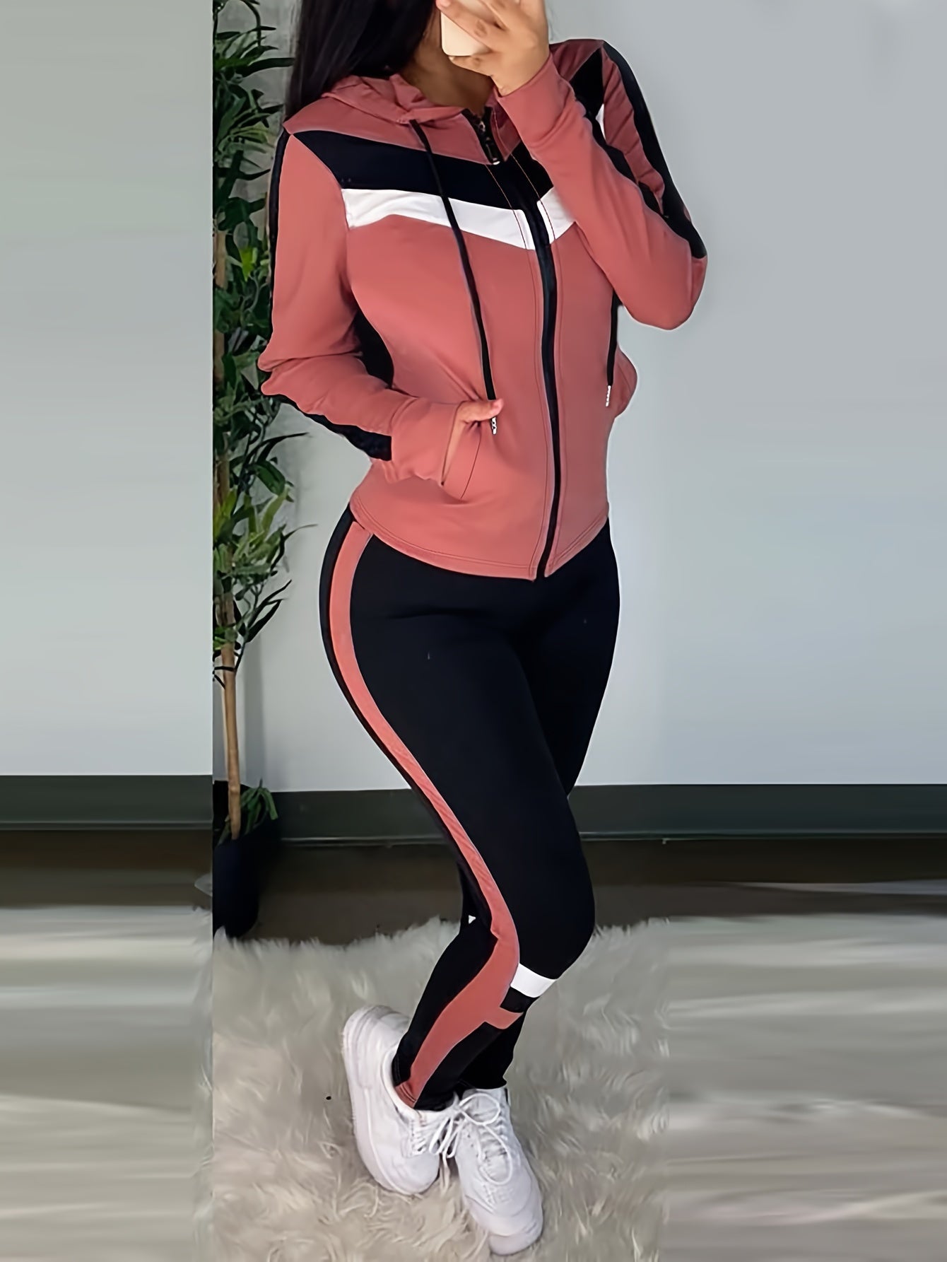 Women's Stripe - Detailed Hoodie and Pants Combo - CasualFlowshop